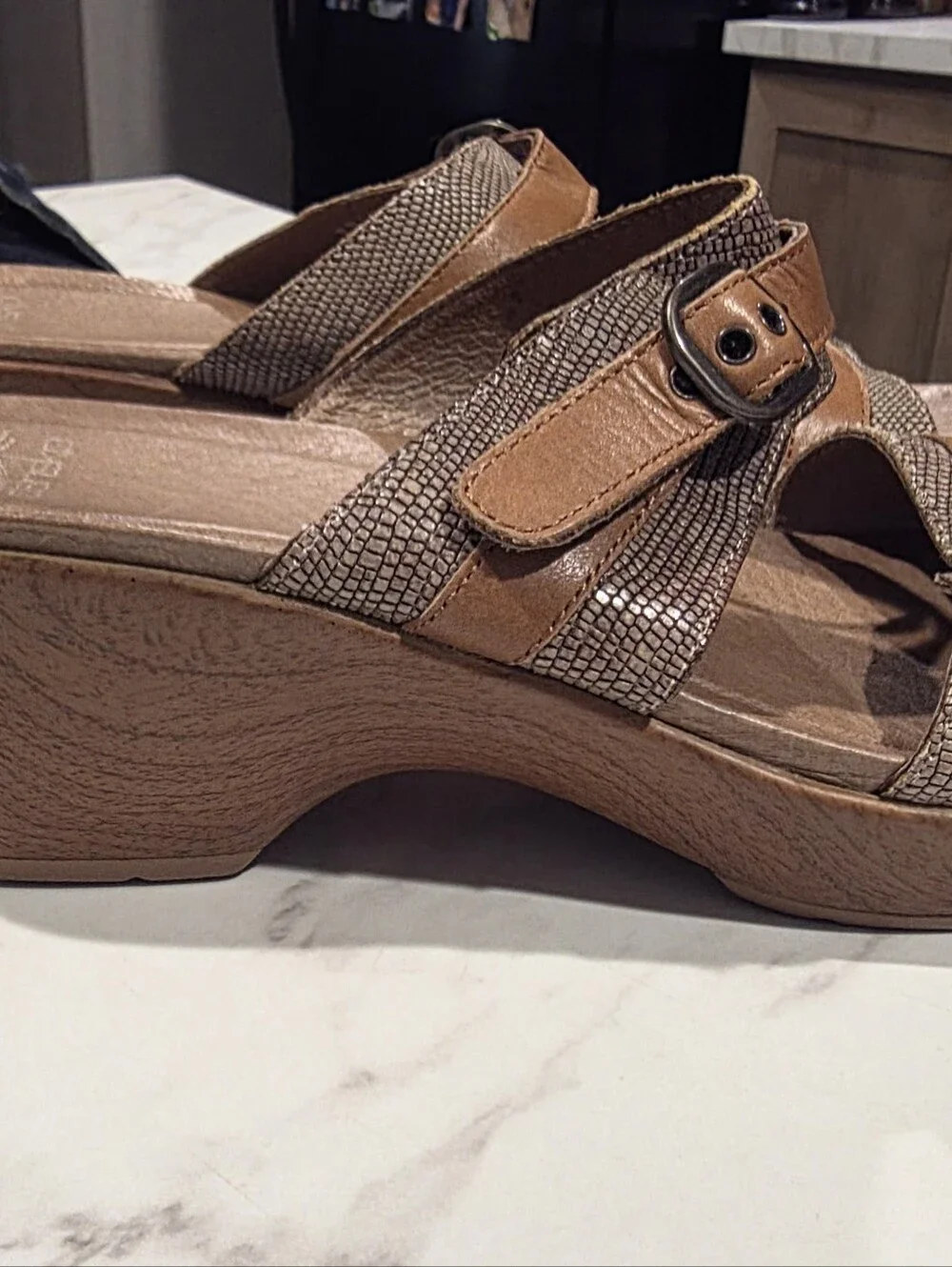 Dansko Jessie Womens Sandals Leather Strappy Buckle Size 41